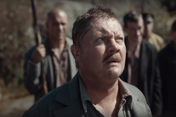 Çəkiliş zamanı aktyoru möhkəm döydülər 