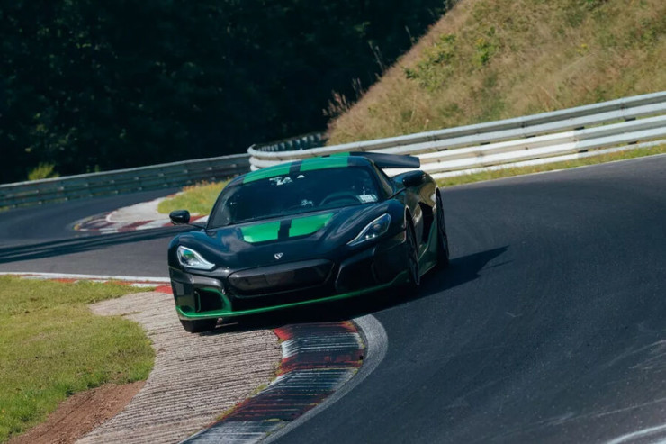 Ən sürətli avtomobil seçildi: 2 saniyəyə  100 km/saat-ı yığır