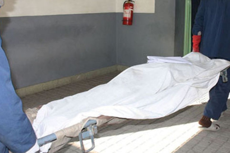 Bakıda evdən çürümüş meyit  tapıldı