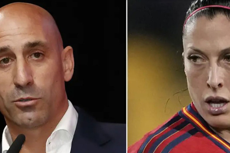 FİFA dodaqdan öpdüyünə görə cəzalandırdı