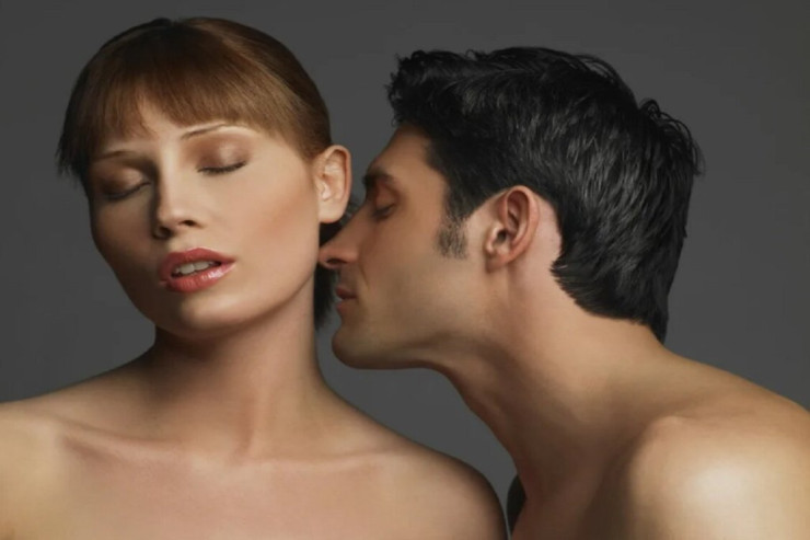 Kişilərin  ƏBƏDİ NƏFƏS   almaq istədiyi  4 qadın qoxusu  