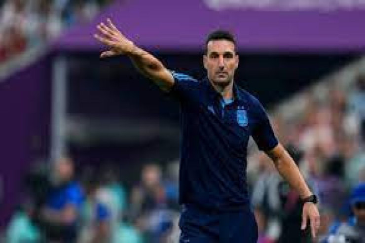 Baş məşqçi  Messiyə görə   millidən ayrılır