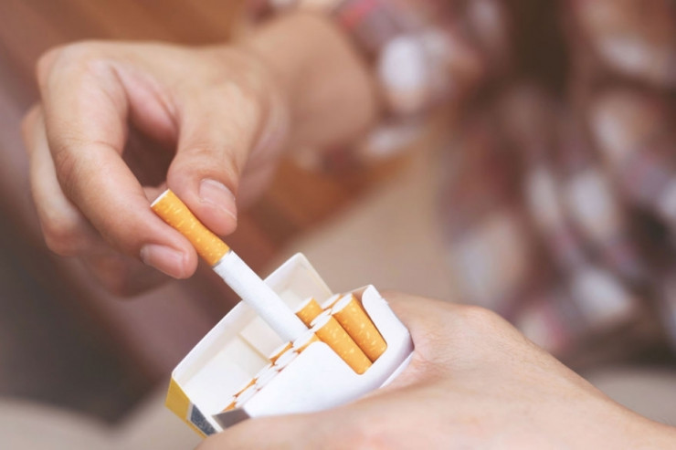 Siqaret çəkmə ilə psixi pozuntular arasında ƏLAQƏ 