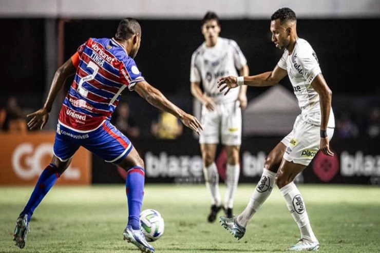 111 illik tarixində ilk dəfə  aşağı liqaya   düşdü