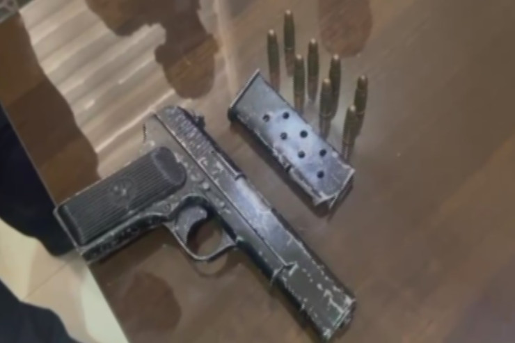 Mingəçevirdə silahla gəzən tutuldu