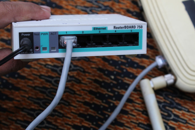 Tətil zamanı modem söndürülməlidir? –  CAVAB 