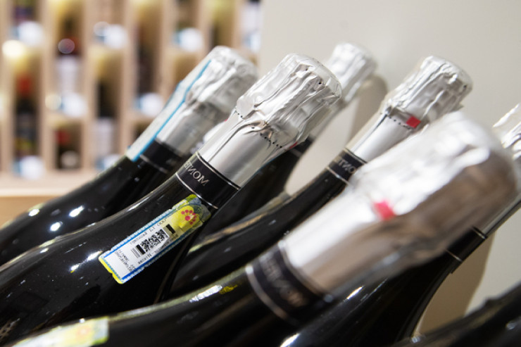 Yeni il günü şampan içməyin, yoxsa... 