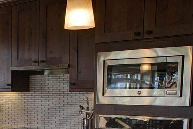 Mikrodalğalı sobada yemək qızdırmaqla bağlı SON QƏNAƏT 