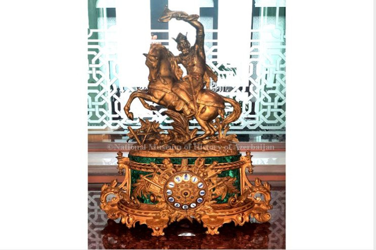 Xüsusi dizaynlı antik saat – AZƏRBAYCANDA 