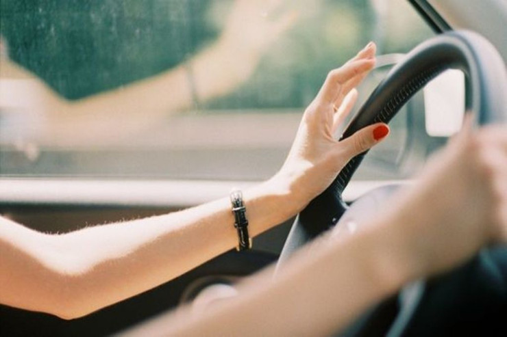 Bakıda qadın sürücü qəza törətdi, ölən və yaralılar var  - FOTO  - VİDEO 