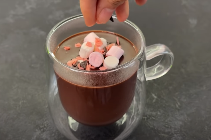 Soyuq günlərdə  içinizi isidəcək,  az ərzaqla hazırlanan şokolad resepti