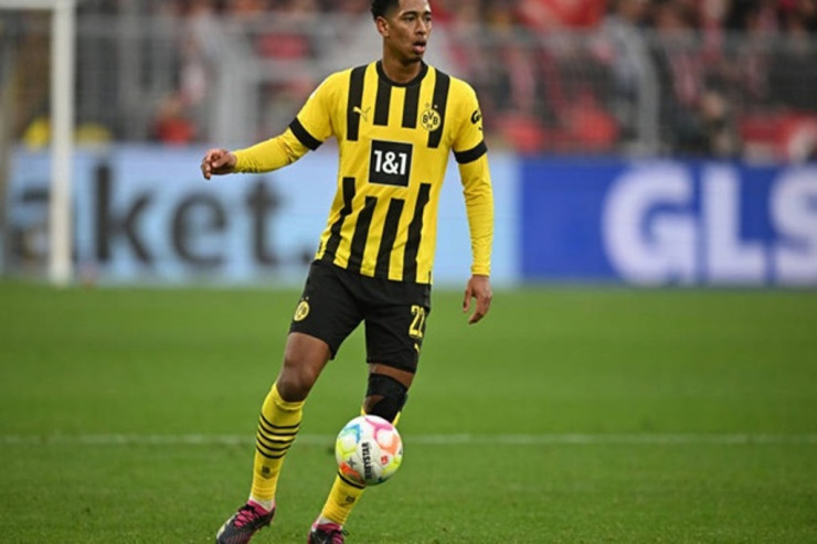 İngiltərə millisinin  gənc ulduzu   özünə klub tapdı