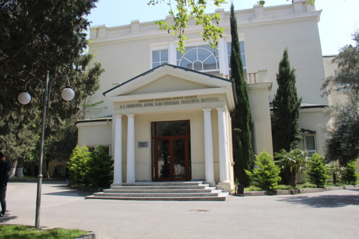 Türkiyədə zəlzələdə yaralanan uşaqlar Azərbaycana gətirildi