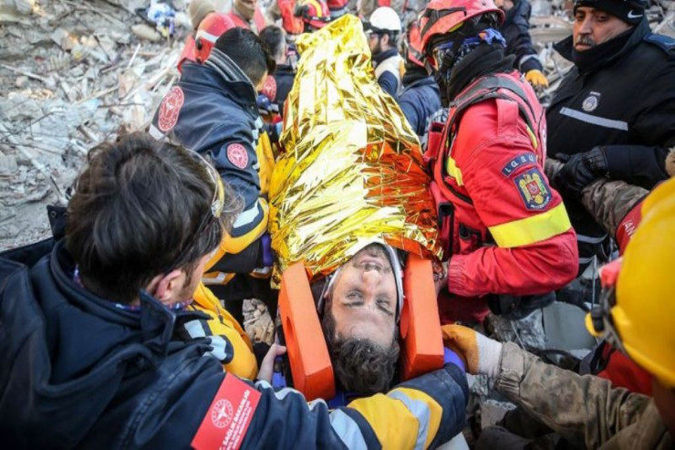 Dağıntılar altından çıxan insanlarda hansı xəstəliklər yaranır? - HƏKİM DANIŞDI 