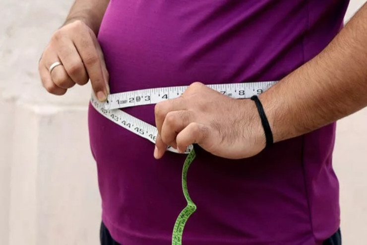 Arıqlamanın ən asan üsulu: MƏDƏ BOTOKSU 