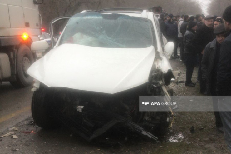 Yol qəzaları bir günə 7 can  aldı