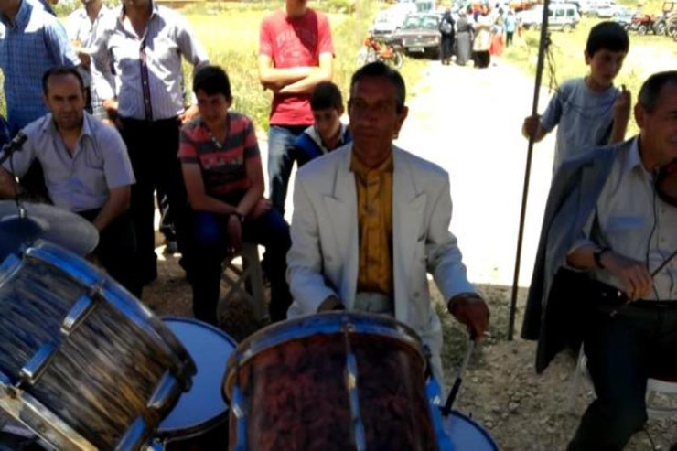 Məşhur nağaraçı evində YANARAQ ÖLDÜ  - FOTO 