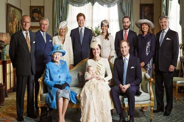 İngiltərə kral ailəsinin ən gözəl qadını   seçildi