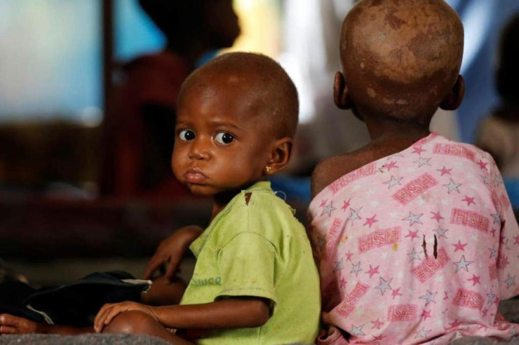 Madonnaya uşaq satmaq və cinsi istismar  İTTİHAMI  