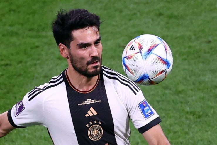 “Qalatasaray”dan  ilin SÜRPRİZİ:   İlkay Gündoğan