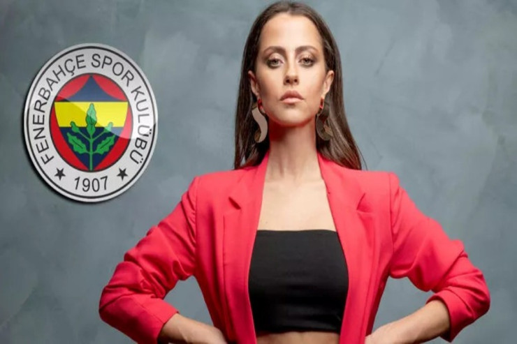 Məşhur müğənni "Fənərbaxça"nin futbolçusuna  LAĞ ETDİ  - FOTO 