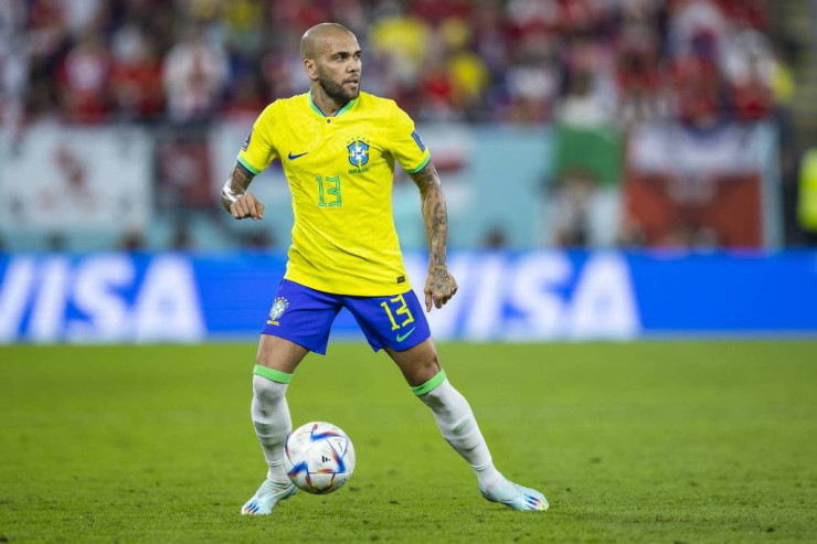 Polisdə Dani Alvesin zorlamada günahkar olduğuna dair sübutlar var