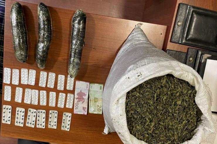 Narkotik satan şəxs TUTULDU  -FOTO  -VİDEO 