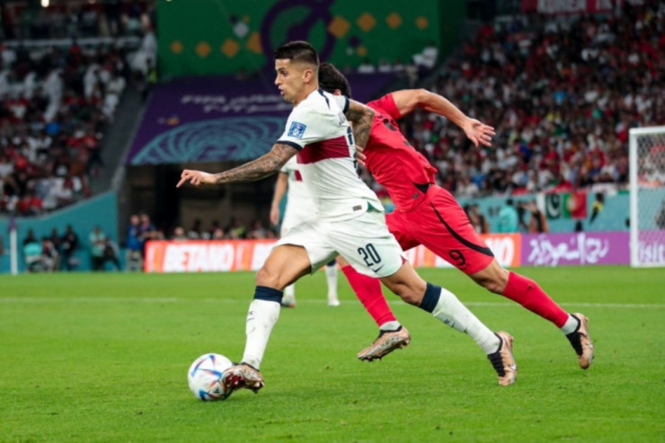 "Bavariya" "Mançester Siti"nin müdafiəçisini almaq istəyir