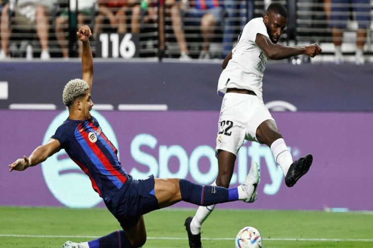 İspaniya kubokunun yarımfinalı:  "Real"-“Barselona”  