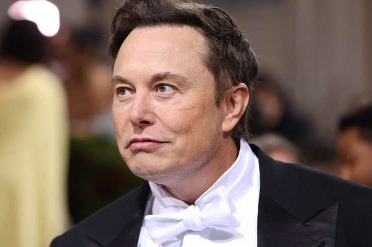 İlon Mask son altı ayda 96,6 milyard dollar qazandı
