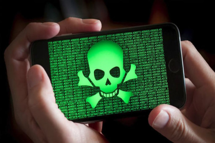 Telefonda  hansı faylları  saxlamaq təhlükəlidir?