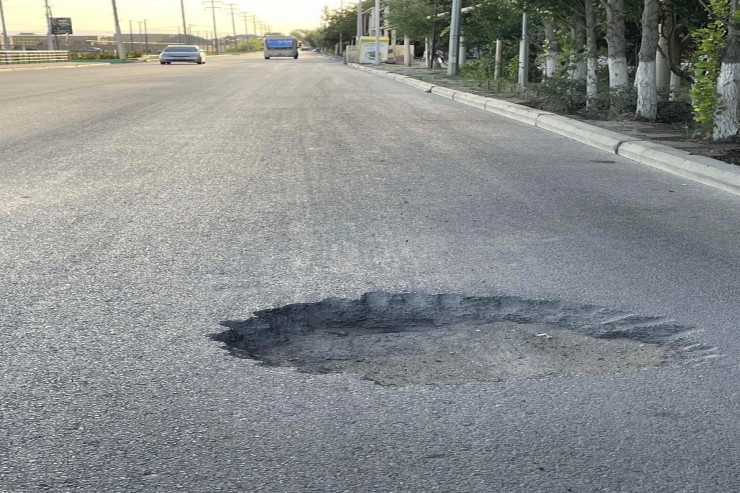 Sumqayıtda sürücülər yeni çəkilən yoldan şikayətçidirlər 