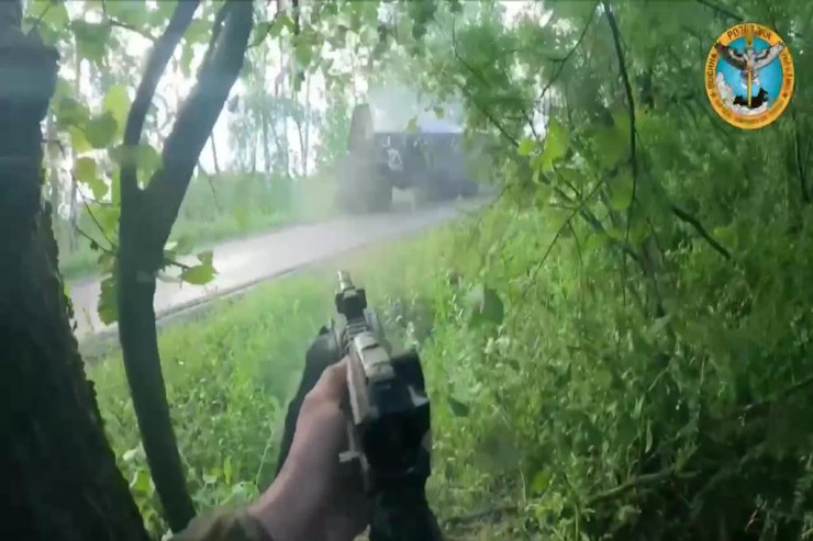 Çeçenlər  rusların yük maşınlarını   belə məhv etdi - VİDEO 