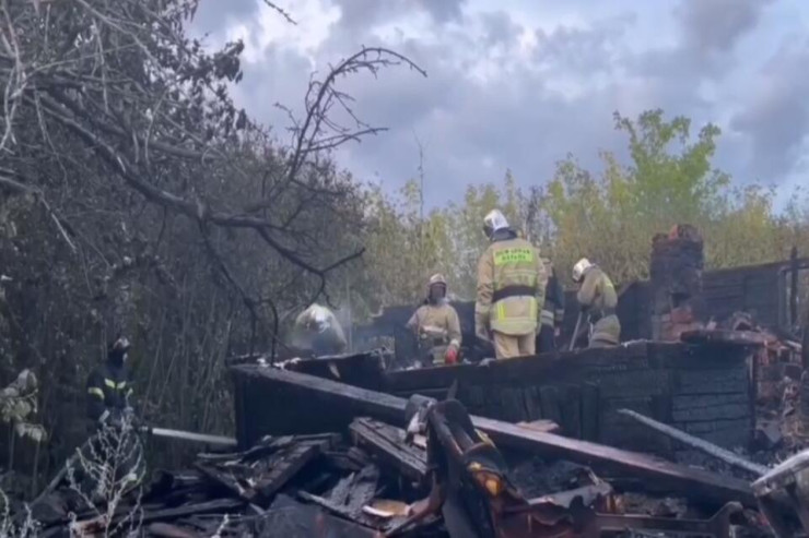 Evdə baş verən yanğında qadınlar diri-diri yandı 