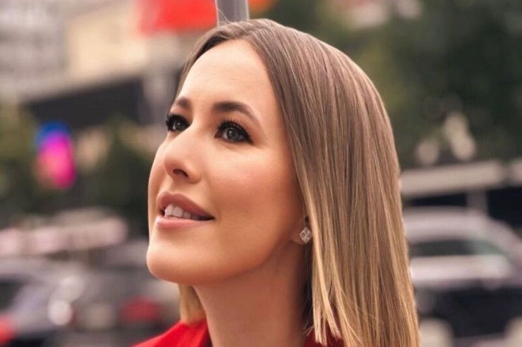 Məşhur teleaparıcı 150 min dollara  villa aldı