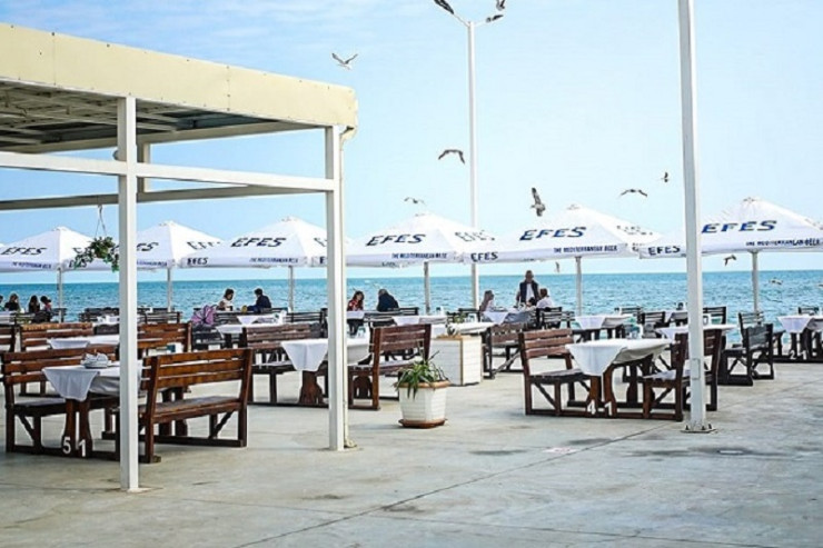 İş yoldaşını yıxıb öldürdü  - "Balıq Evi"ndəki qətldən YENİ XƏBƏR 