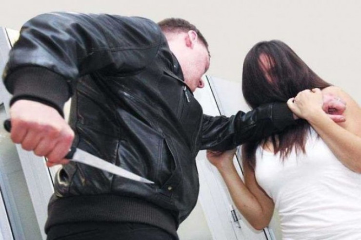 Arvadını öldürüb parçalarını küçəyə səpən BƏRAƏT ALDI 