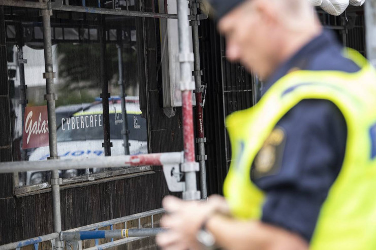 Küçədə atışma: Ölən və yaralananlar var