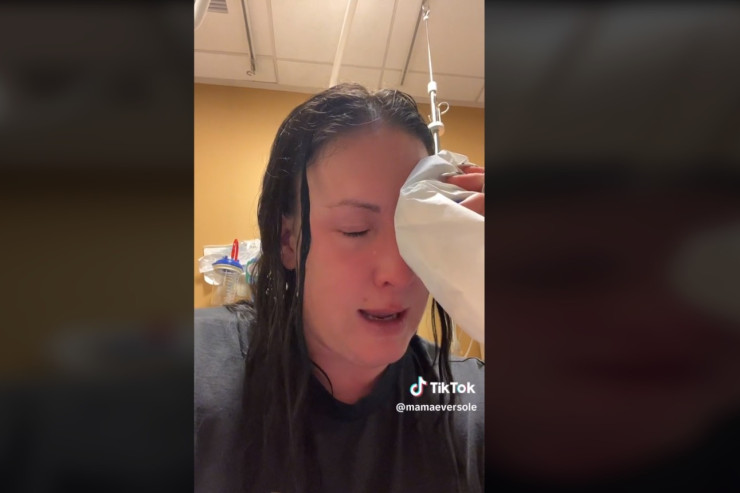 Qadın gözlərinə SUPER YAPIŞQAN TÖKDÜ - VİDEO 