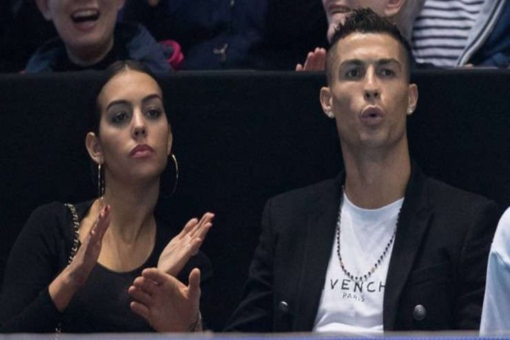 Sevgilisi Ronaldodan ayrılsa hər ay bu qədər pul alacaq 