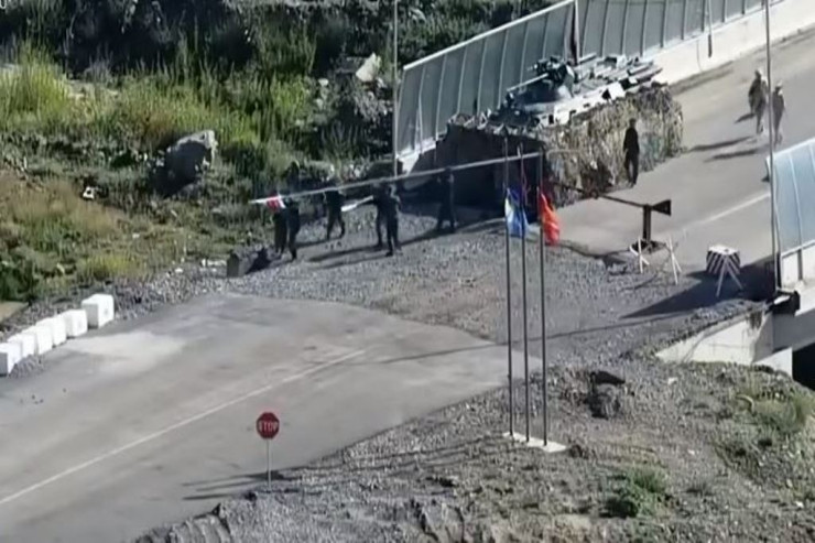 Ermənilərin Laçındakı buraxılış məntəqəsini atəşə tutma ANI  - VİDEO 