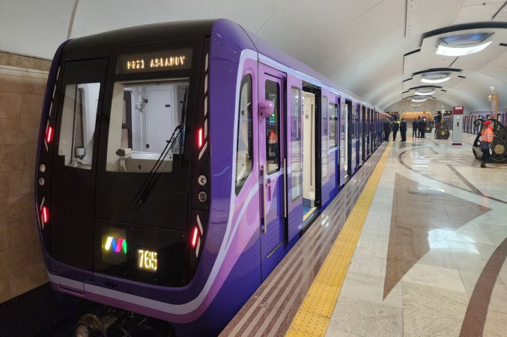 Tezliklə Bakı metrosunda yeni ödəniş sistemi TƏTBİQ OLUNACAQ 