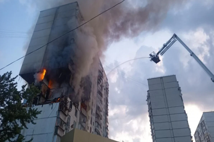 Onaltımərtəbəli binada PARTLAYIŞ:   Ölən və yaralananlar var
