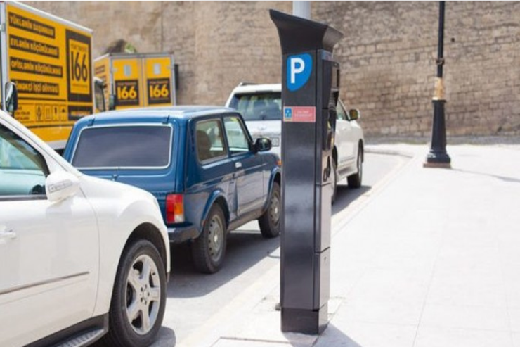 Bakıda parklanmanın  ödənişsiz olacağı   ƏRAZİLƏR