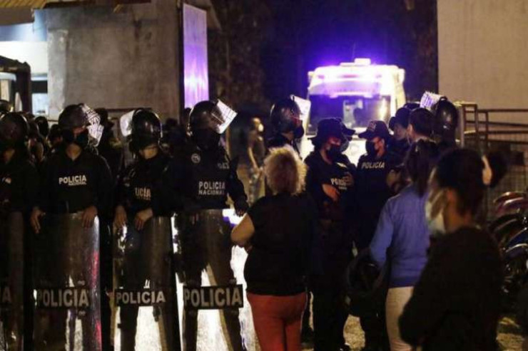 Gecə klubunun yaxınlığında  ATIŞMA:   8 ölü