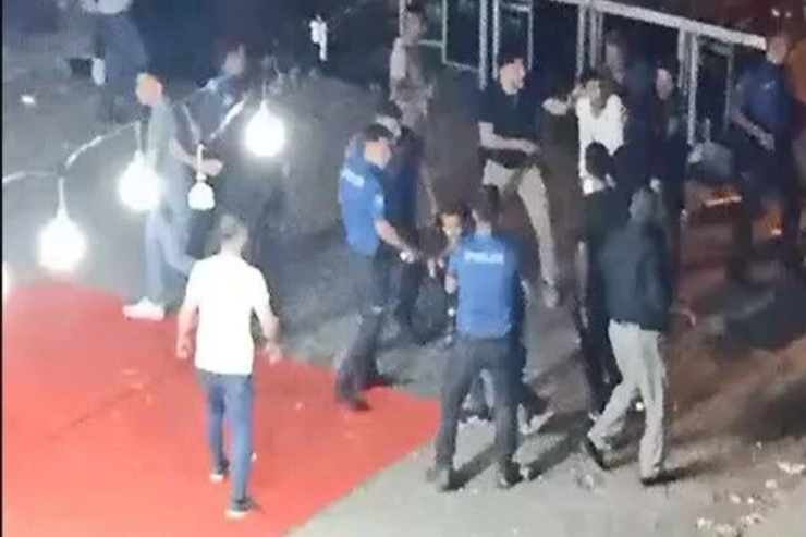 Toya müdaxilə edildi: Polisə daş və dəyənək atıldı