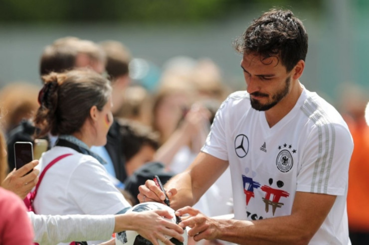 Yeni müqavilə ilə razılaşmasa, karyerasını  başa vura bilər 