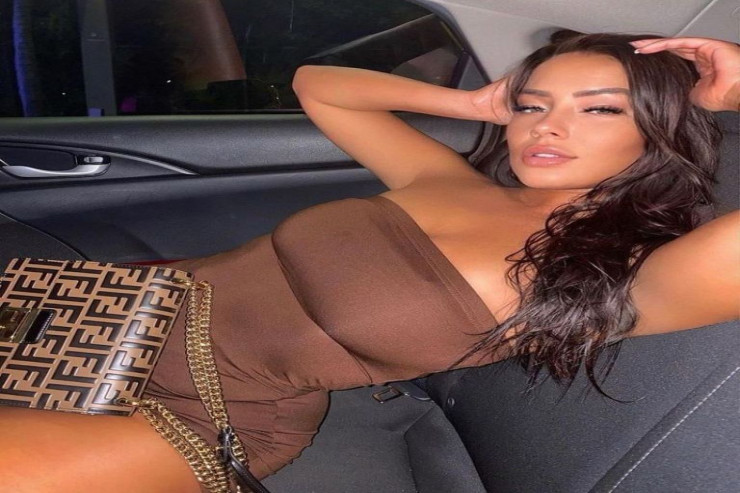  Brilyantlar və lüks yaşayış:   "Arsenal"ın futbolçusunun qazaxıstanlı sevgilisi