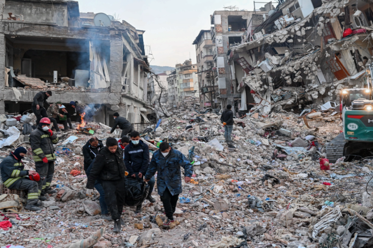 Türkiyədəki zəlzələnin iqtisadi ziyanı:  100 milyard dollardan   çoxdur