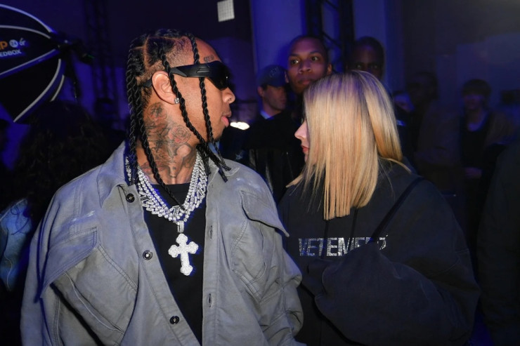 Ulduz müğənni haqqında  yayılan şaiyələri   TƏSDİQLƏDİ